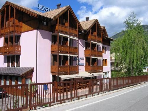 Hotel Serena Dimaro Luaran gambar