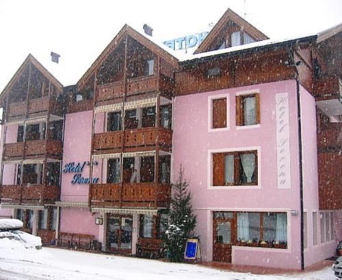 Hotel Serena Dimaro Luaran gambar